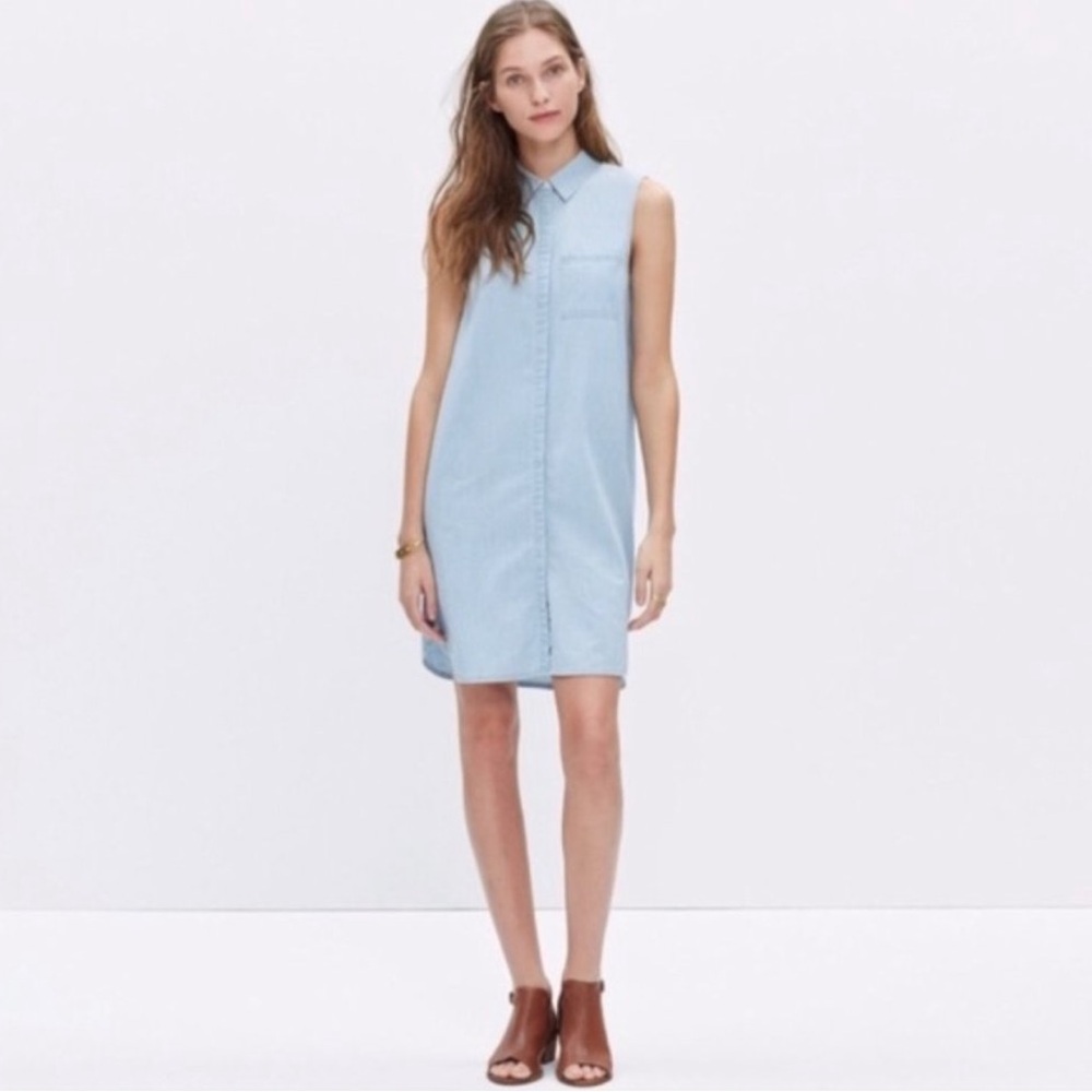 Madewell Chambray Sleeveless Hidden Button Down Dress